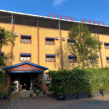 Hotel Ivato , Airport อันตานานารีโว ภายนอก รูปภาพ