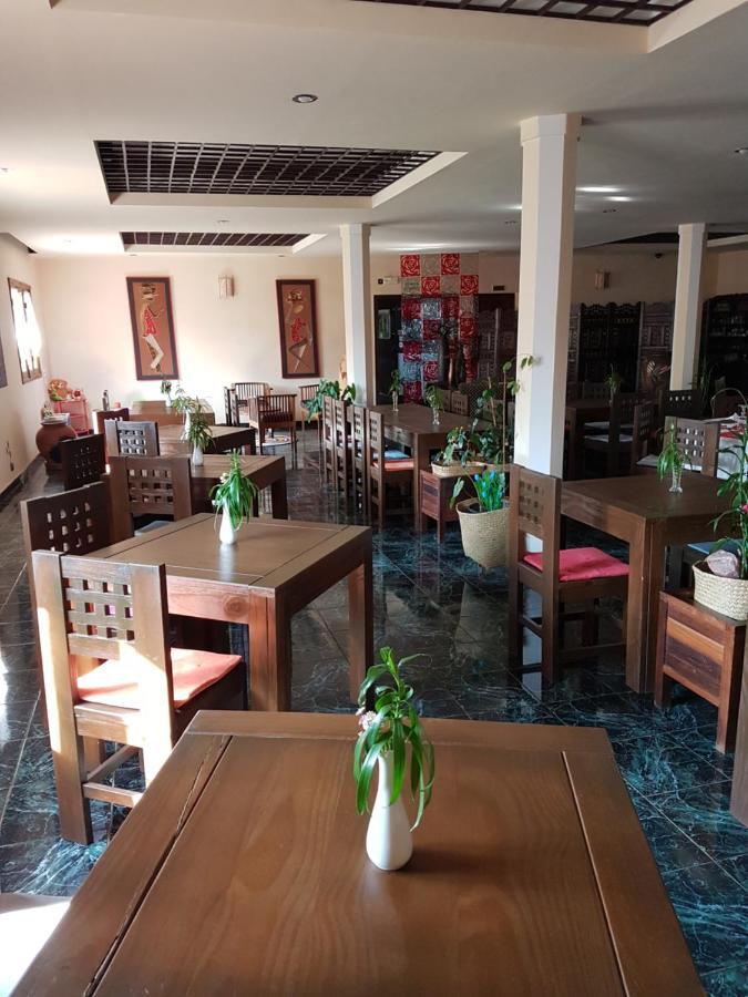 Hotel Ivato , Airport อันตานานารีโว ภายนอก รูปภาพ